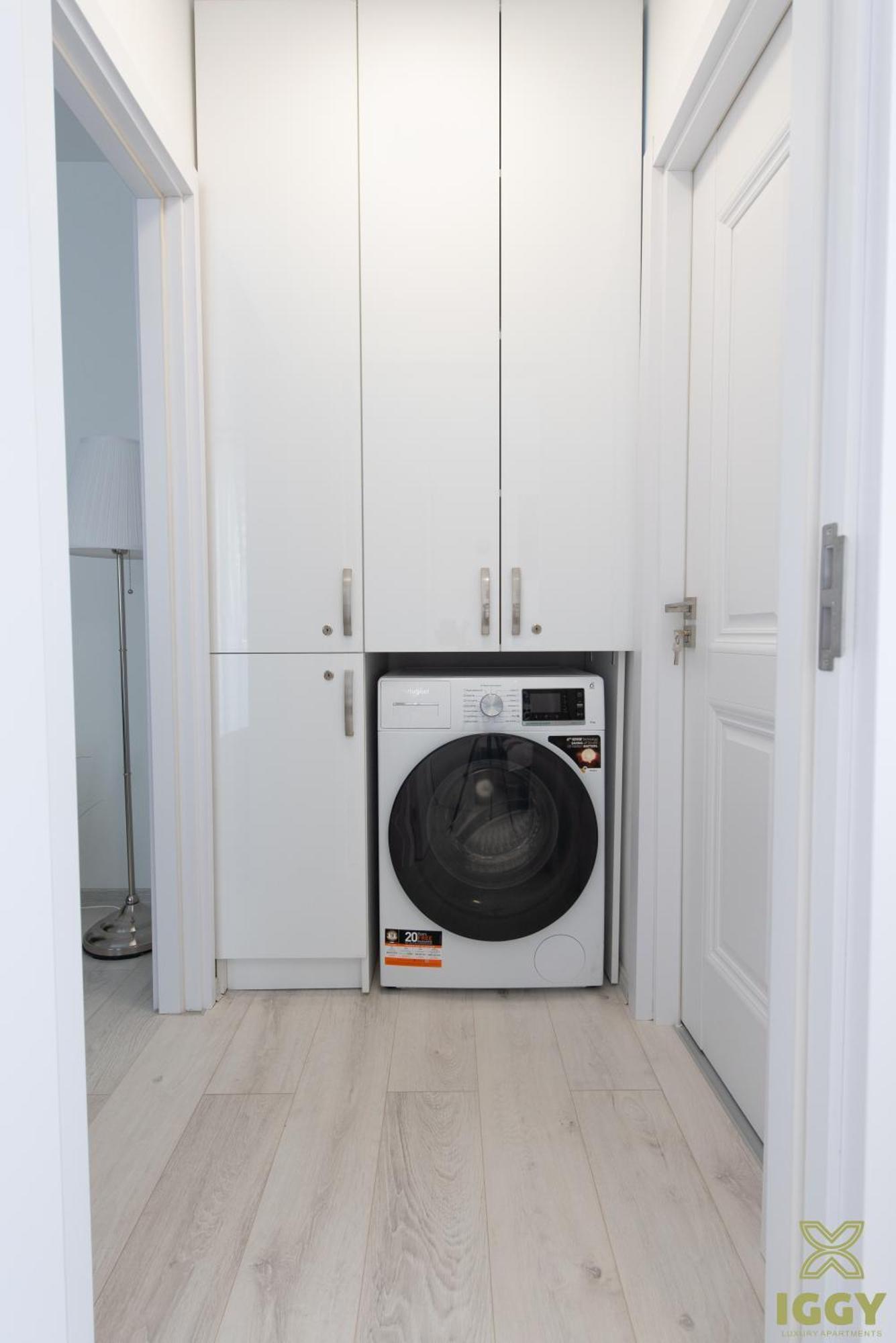 Iggy Premium Apartment Hunedoara Bagian luar foto